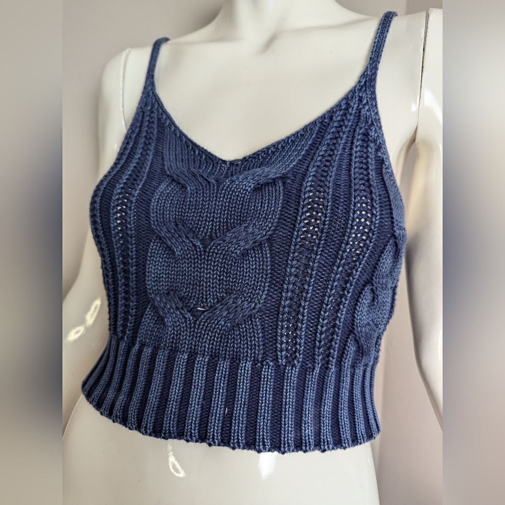 American eagle Cropped knit tank top navy blue cable knit XS - Picture 1 of 8